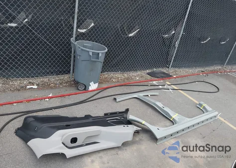 2023 Jeep Wagoneer Series Iii 4X4 z USA, uszkodzony, nr VIN 1C4SJVDP9PS507195